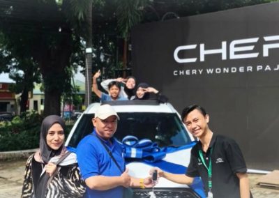 Serah terima mobil chery bogor oleh sales mobil chery foto (13)
