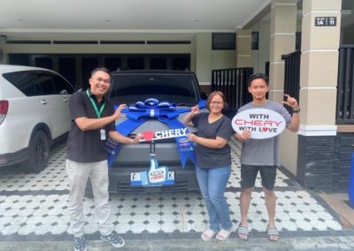 Serah terima mobil chery bogor oleh sales mobil chery foto (5)